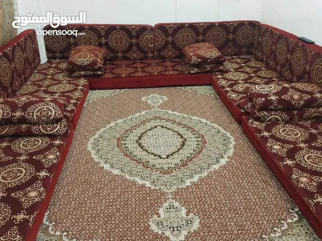 طقم فرش عربي لون خمري وذهبي