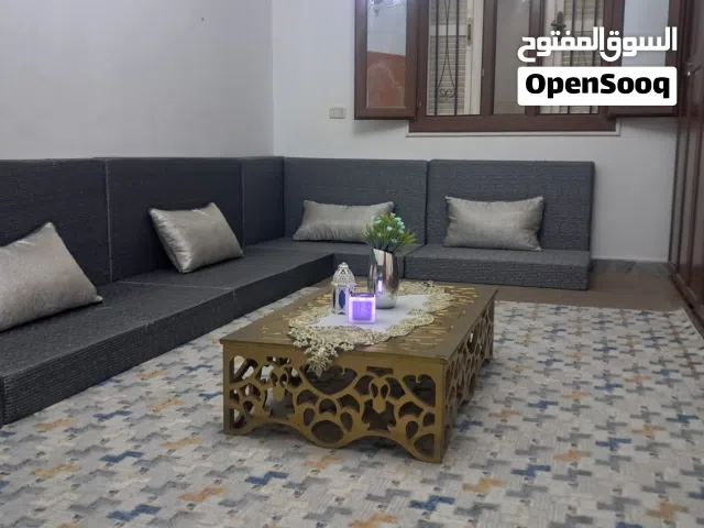 جلسة ارضية راقية