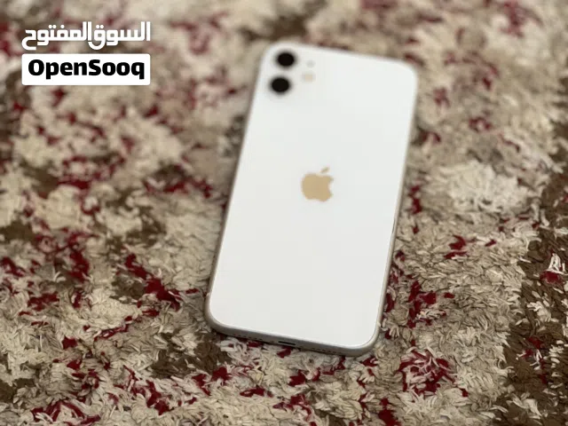 Apple iPhone 11 64 GB in Al Maya