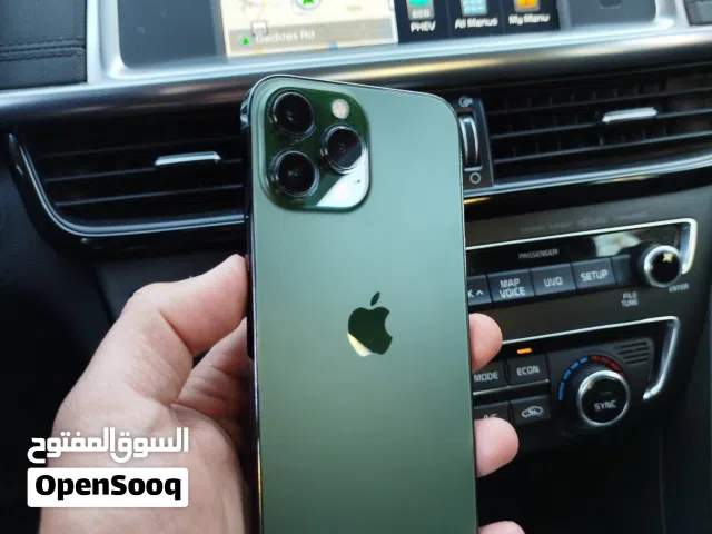 ايفون 13 pro max وارد شرق اوسط بطارية 93  نظيف جدا خالي من اي مشاكل