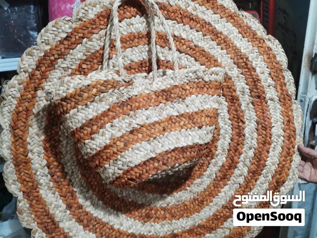 الحرف اليدوية ب