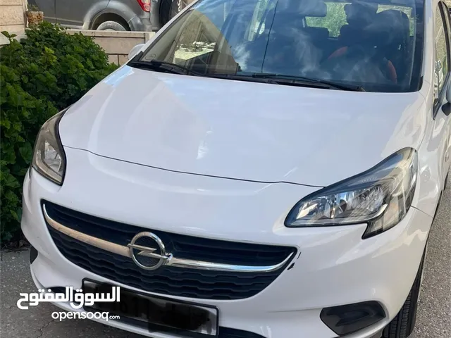 Opel Corsa 2018 in Hebron