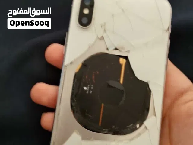 Apple iPhone X 64 GB in Tripoli