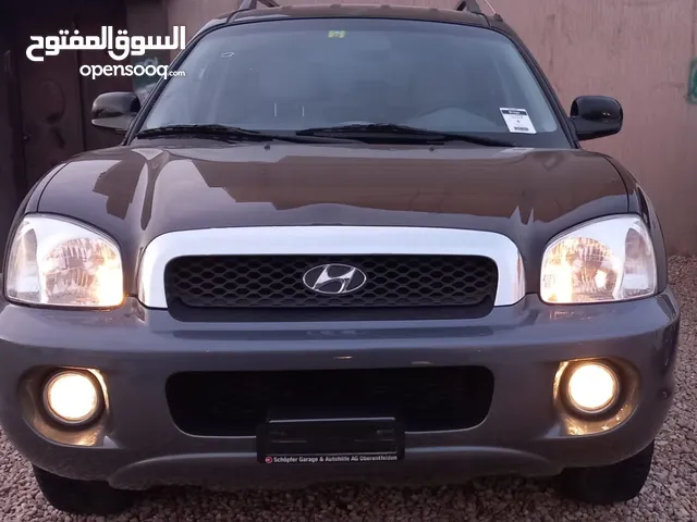 Hyundai Santa Fe 2005 in Tripoli