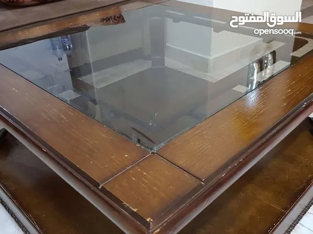 طاولات خشب مع طاولات درج هدية