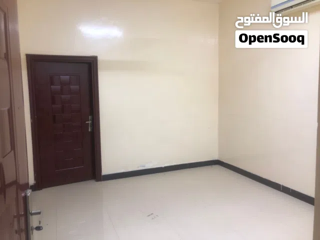 140 m2 Studio Apartments for Rent in Muscat Amerat