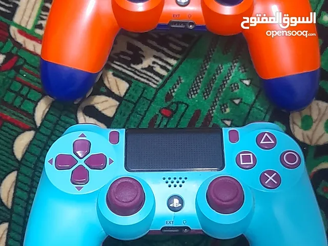 ايدين بلايستيشن 4 مستعمل اصليات بحال الوكالة