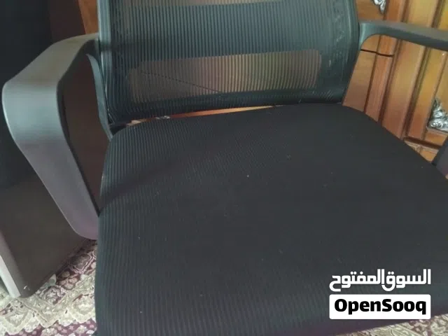 كرسي مكتب مريح  مستعمل،