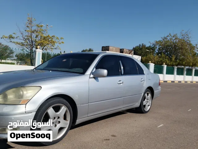 Used Lexus LS in Buraimi