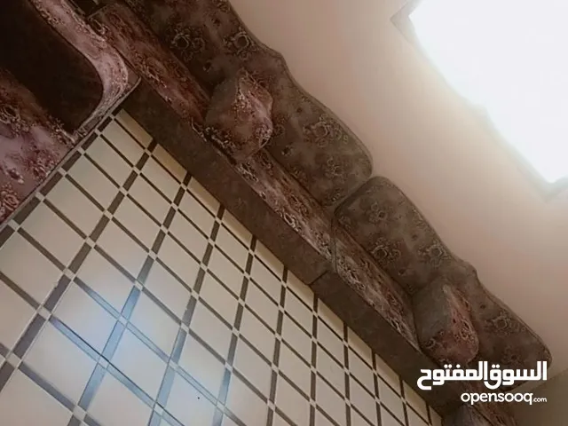 مجلس عربي تفصيل ضغط 18 أربع فرشات واربع مراكي  واربع ظهور