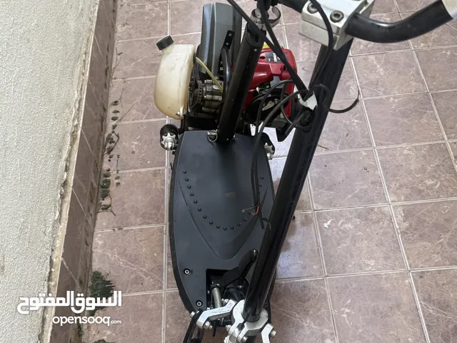 سكوتر بانزين 4 ستروك بحاله جيده