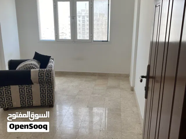 للبيع شقتين في سوق الخوض