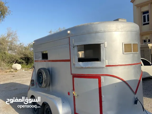 للبيع عربه خيول رأسين