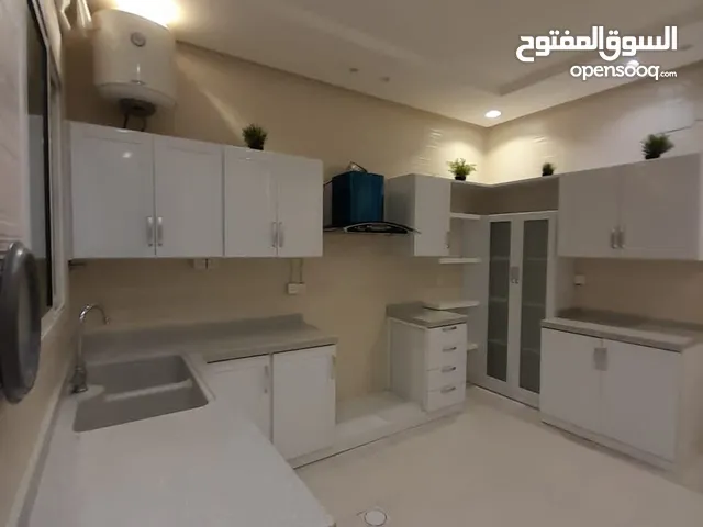 180 m2 5 Bedrooms Apartments for Rent in Al Riyadh Al Yarmuk