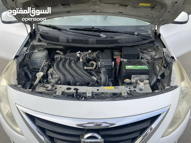 نيسان صني للبيع موديل 2018 بحالة جيدة جدا اللون ابيض ممشى حقيقي تواير جديدة