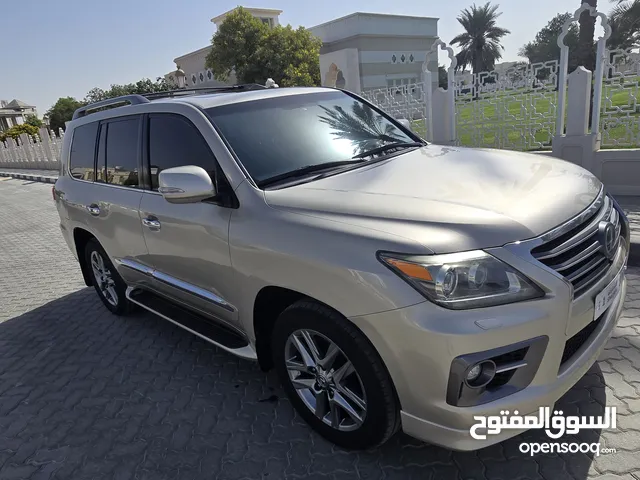 لكزس lx570 للبيع