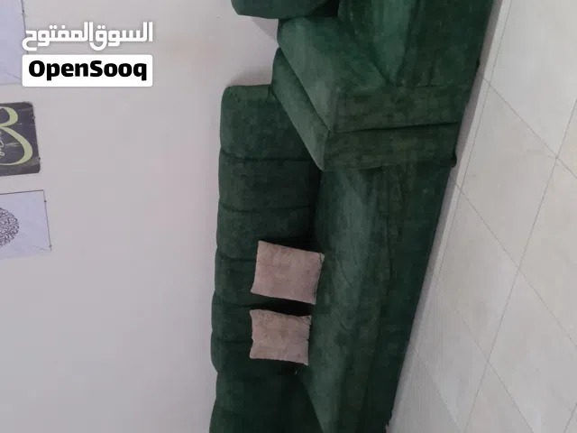 طقم كورنر بحالة متوسطة للبيع بسعر مغري جدا