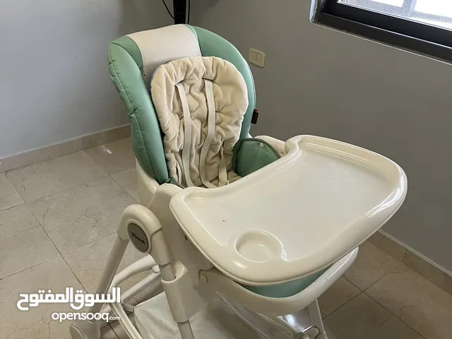 كرسي أطفال لون أزرق سماوي pouch بسعر مناسب للجميع