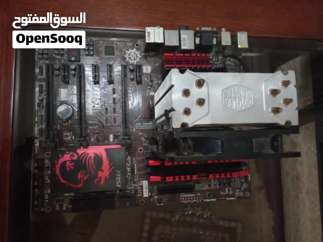 كومبو جيمينج مجهز لكسر السرعه العنيف للبيع بسعر حرق ، قابل للبدل على ايفون
