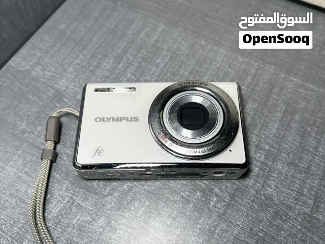3 كاميرات ديجتال نظيفة ( سعر الواحدة 43 دينار )
