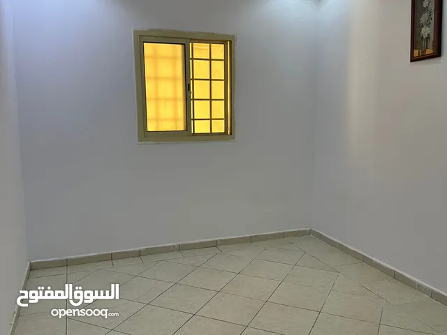 169 m2 2 Bedrooms Apartments for Rent in Al Riyadh Al Yarmuk