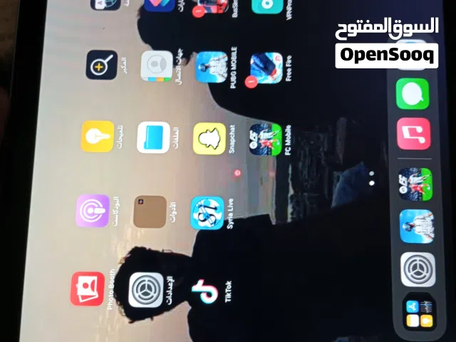 Apple iPad Air 2 64 GB in Al Sharqiya