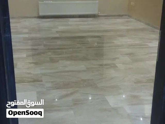 في أرقى مناطق الشميساني شقة طابق اول بمساحه 220م عمارة عائليه للإيجار بتشطيبات مميزة/ ref 7016