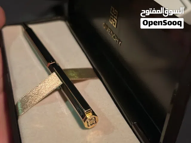 قلم givenchy جفنشي