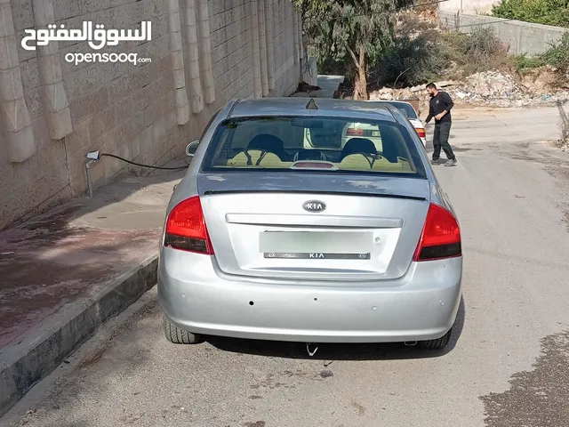 كيا سيرنتو 2007