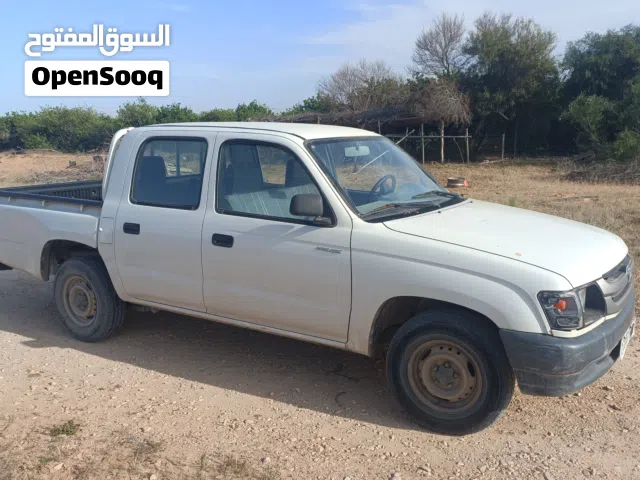 Used Toyota Hilux in Tripoli