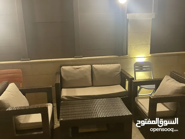طقم راتان 4 مقاعد مستعمل للبيع لون بني