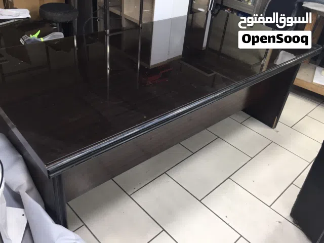 مكتب مع وحدتين ادراج جانبيه