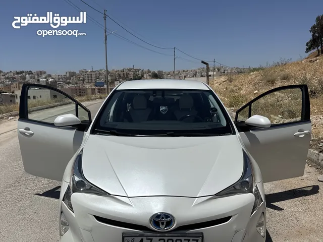 Used Toyota Prius in Amman