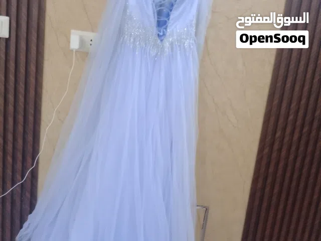 فساتين سهرة لبسه وحده للبيع