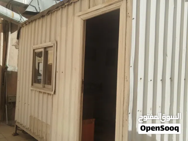 للبيع غرفه ممتازه جدا معزوله أمورها طيبه جدا
