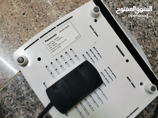 صانعة ساندويشات