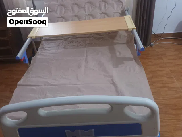 تخت طبي كهربائي للبيع ب 350 دينار