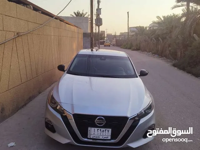 Used Nissan Altima in Basra