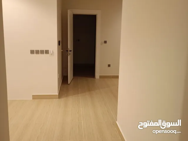 180m2 3 Bedrooms Apartments for Rent in Dammam Az Zuhur