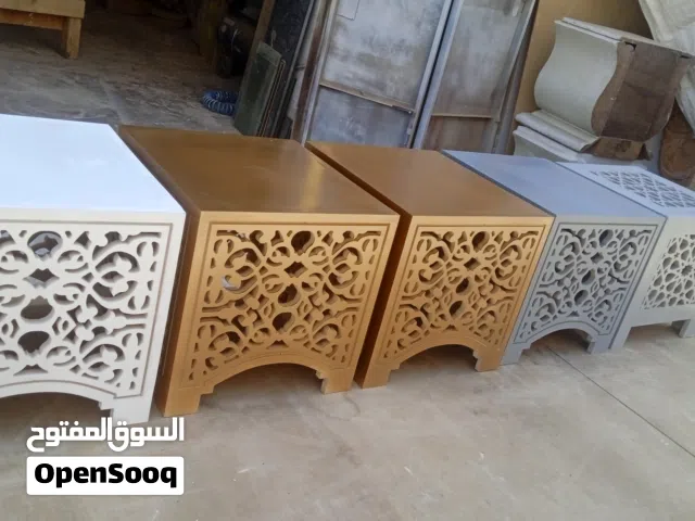 طاولات مقاس 30 × 30