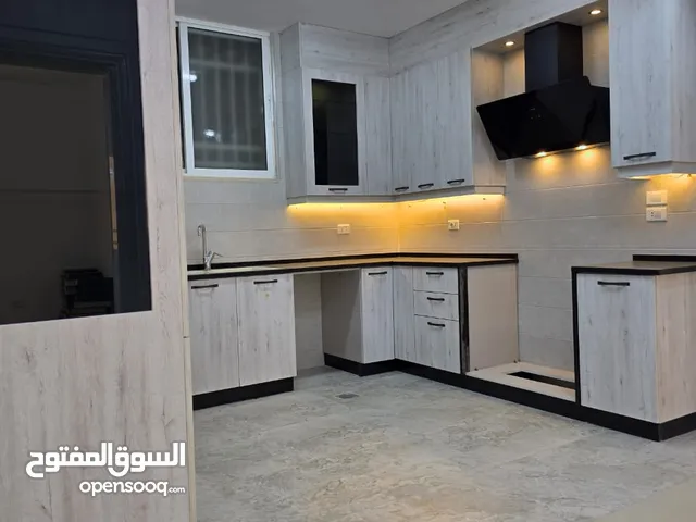 160 m2 5 Bedrooms Apartments for Sale in Irbid Aydoun