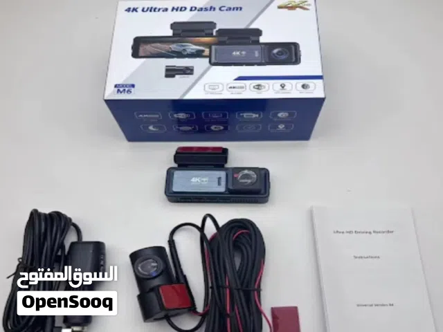 كاميرا مراقبة للسيارة (Dash Cam) توفر دقة تصوير فائقة، وإليك أبرز مواصفاتها: دقة الفيديو: تصوير بدقة