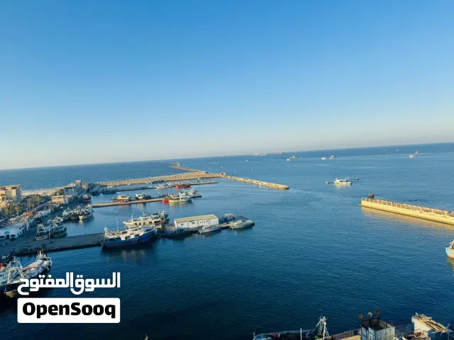 اقامه فندقيه بإطلاله لا تنسي علي البحر مباشره في بورسعيد