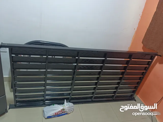 metal single bed