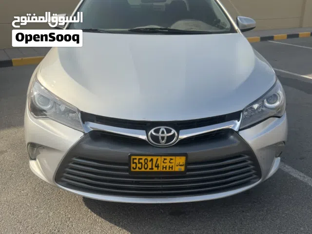 تويوتا كامري للبيع 2017