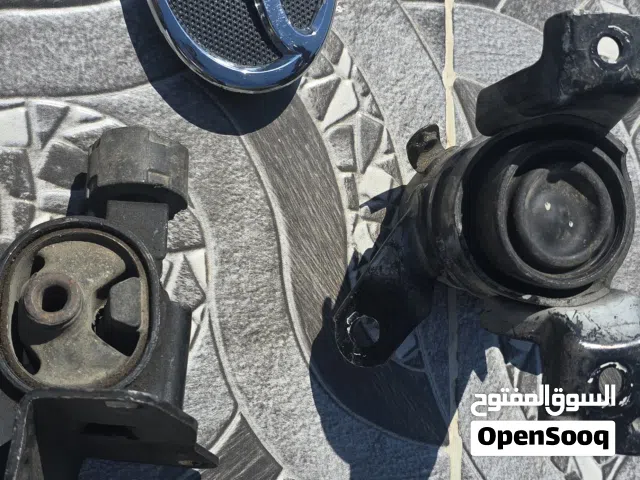 كرسي مكينة + كرسي جير  لكرولا من 2010 إلى 2013