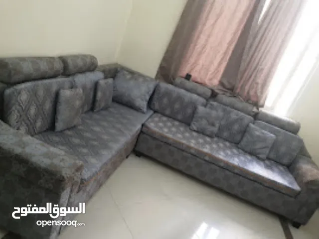 l shape sofa ركنة بحالة ممتازة للبيع