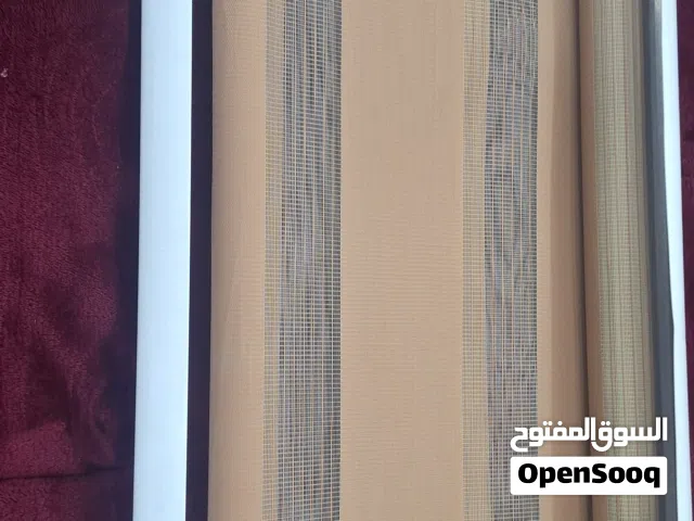 برداي زيبرا اضيفه البيع برداي زيبرا البيع   العرض 2 متر  طول 180 الون عسلي البيع