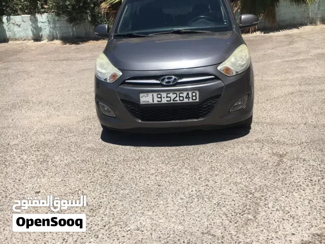 2016 هيونداي i10 Standard