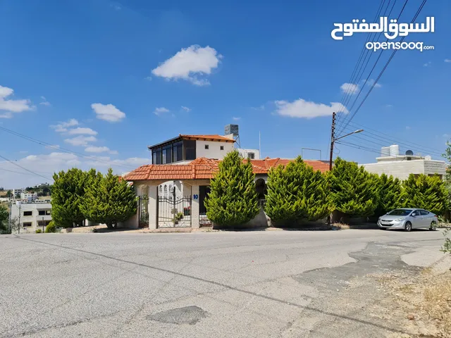 531 m2 More than 6 bedrooms Villa for Sale in Amman Marj El Hamam